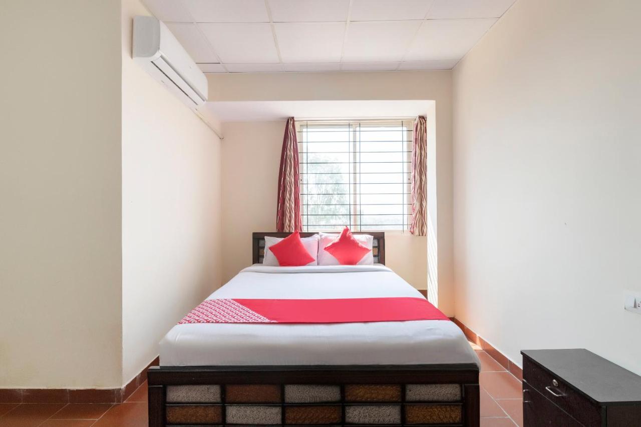 מלון העיר בנגלור Oyo 49073 Whitefield Comforts מראה חיצוני תמונה